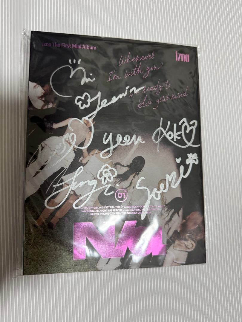 【未開封】KCON 当選品 izna メンバー 直筆サイン入りCD 『N/a』