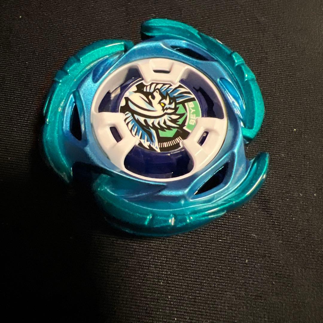 す*る様 ベイブレードXレアベイUX-00エアロペガサス3-70Aダブルメタルコ