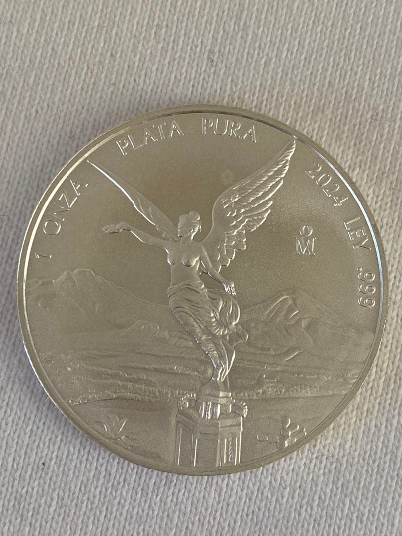 未使用 リベルタド銀貨 2024 1oz 純銀 .999 メキシコ