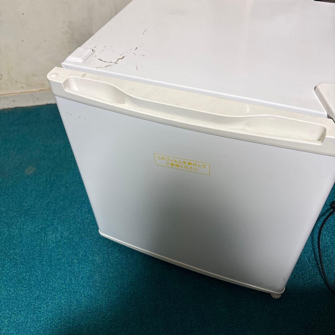 マクスゼン32リットル冷凍庫