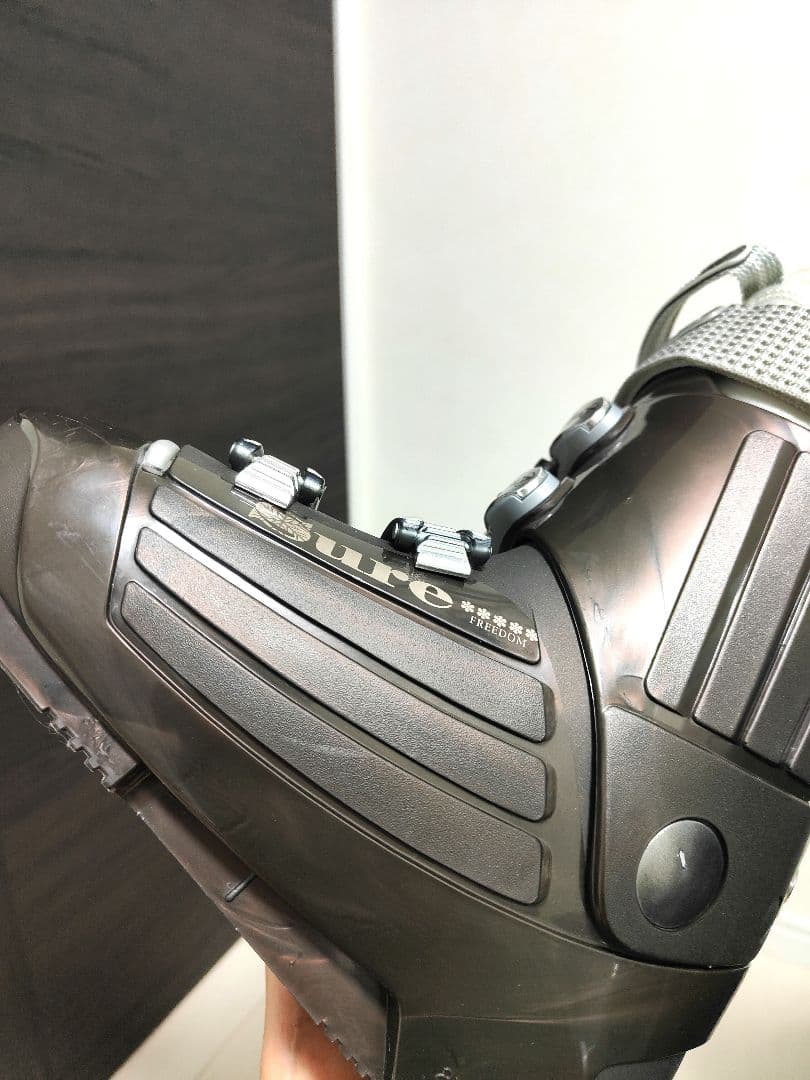 GEN FACTORY sure FREEDOM スキーブーツ 23cm極美品☆