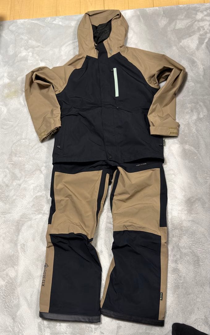 VOLCOM 24-25 GORE-TEX スノーボードウェアセット