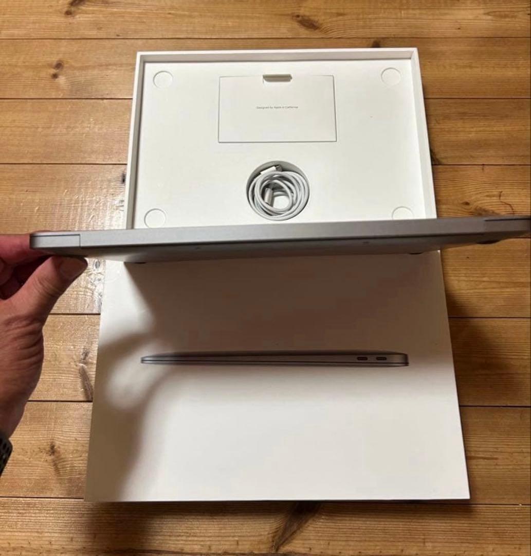 アップル2020 MacBook Air MWTJ2J/A