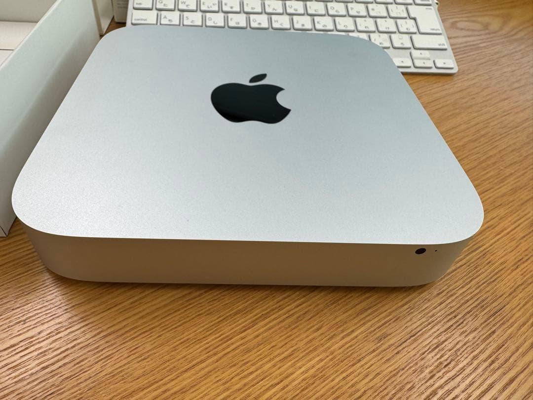 Mac mini MGEQ2J/A ワイヤレスキーボード付きMC184J/B