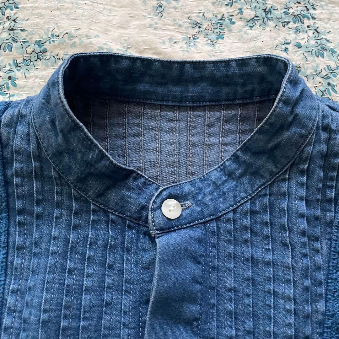 SOULEIADOラインエンブロイダリー ピンタックシャツ トゥモローランド