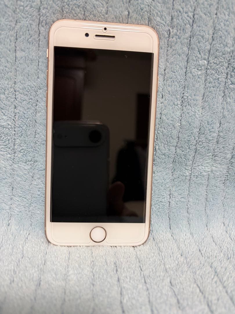 Apple iPhone 8 ゴールド 64GB simフリー　箱　イヤホン付