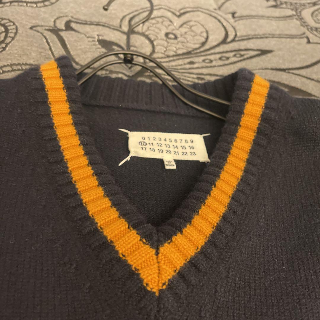 【新品同様】マルジェラ ニット　Vネック