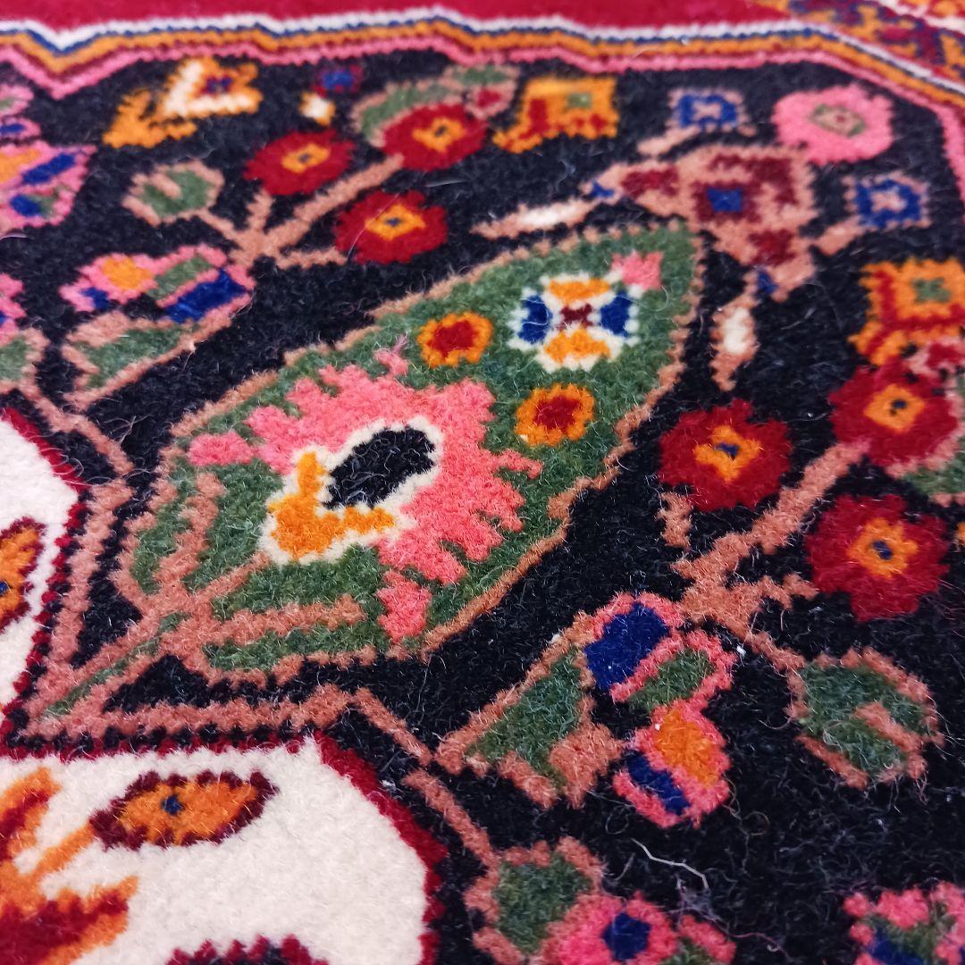 Y3061 ペルシャ絨毯 カシュガイ ウール 手織り 62×64㎝