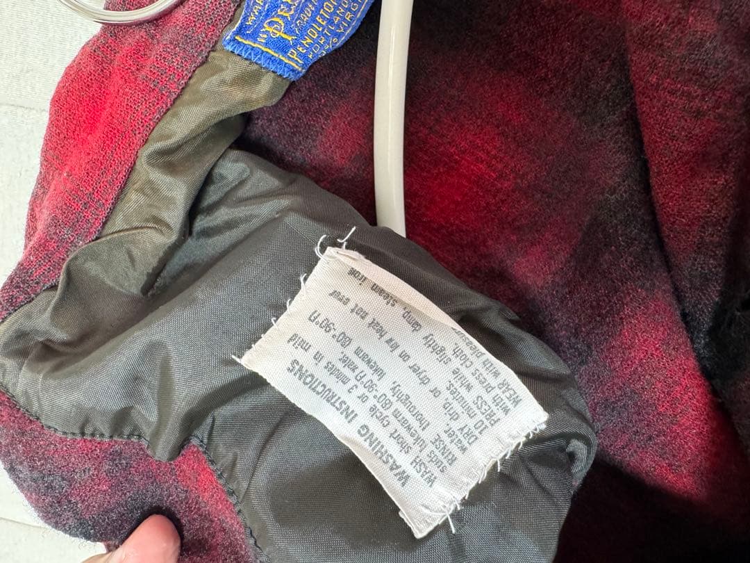 訳ありPENDLETON　ペンドルトン　ボードシャツ　赤　黒オンブレ