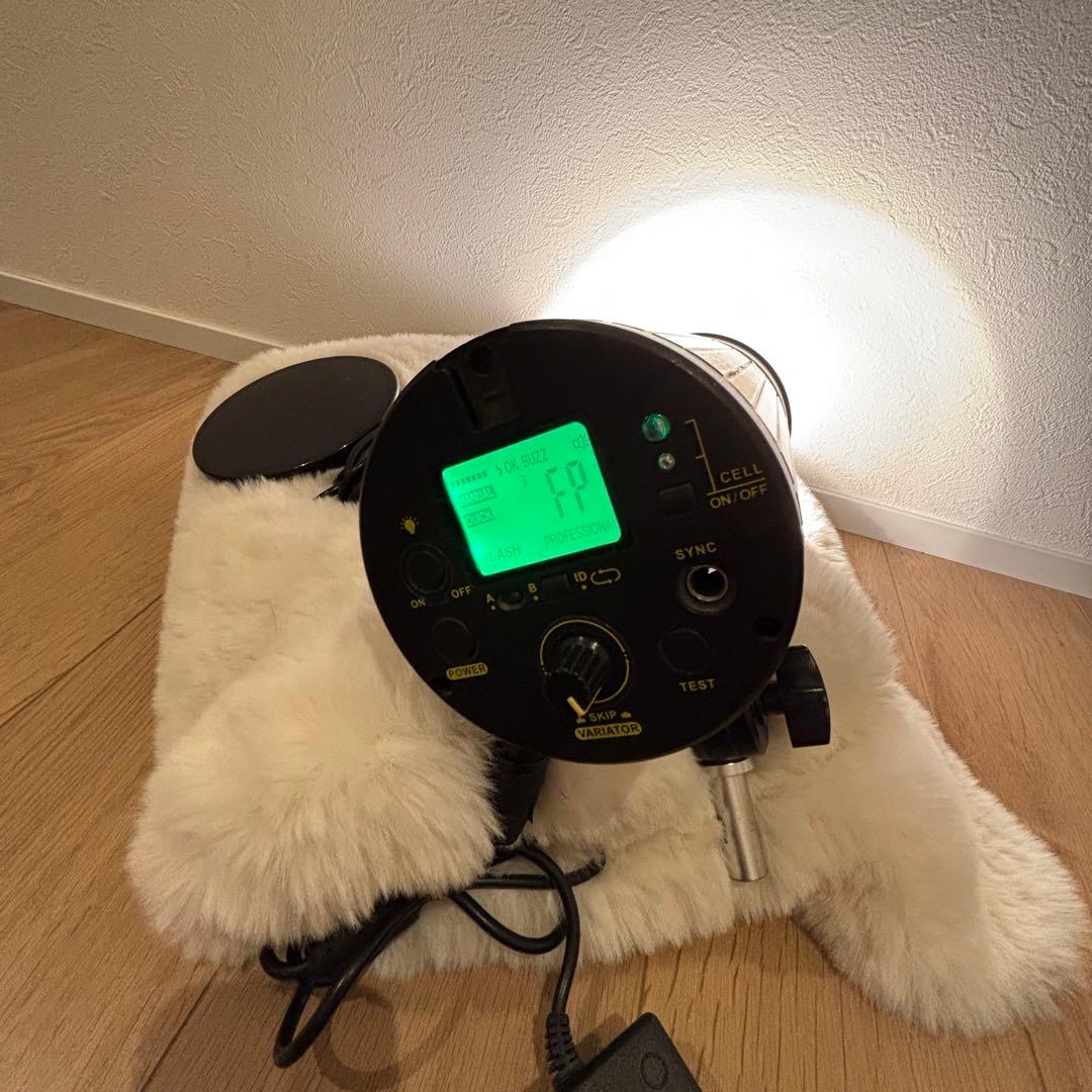 美品トキスターe-LightG200A-Dモノブロックストロボ バッテリーset