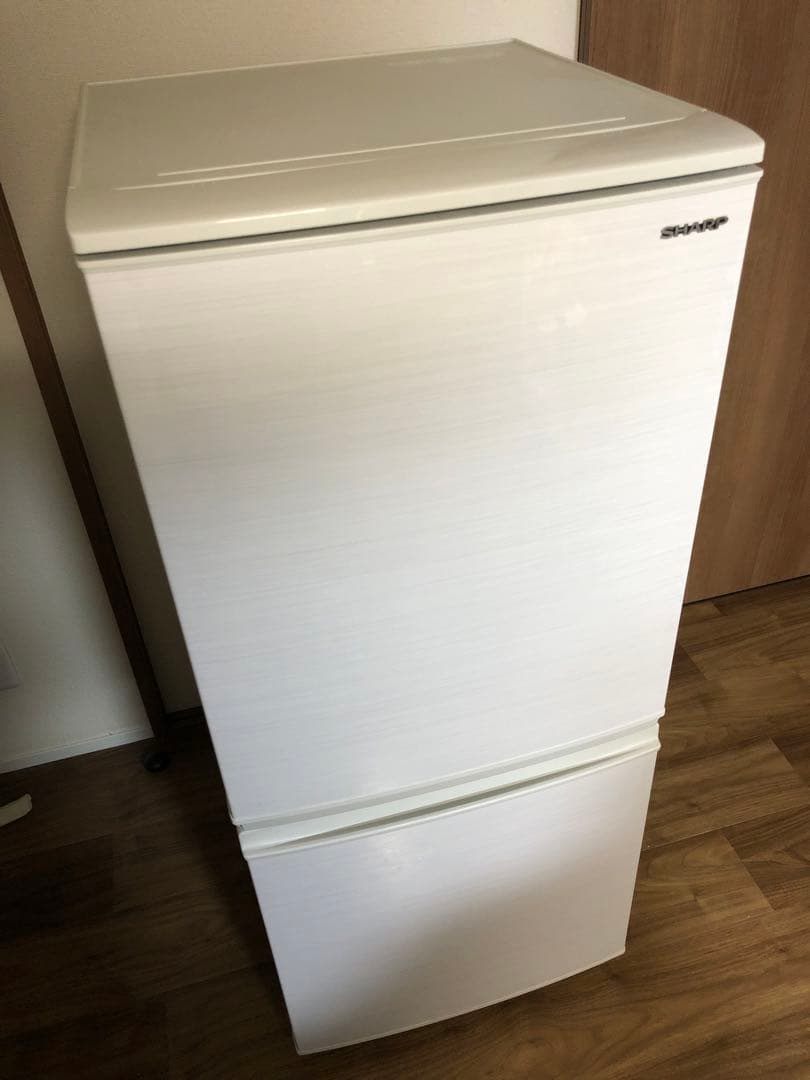 137L つけかえどっちもドア 冷蔵庫 SJ-D14F-W シャープ