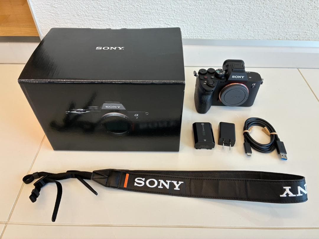 【美品】SONY ソニー α7 IV ILCE-7M4 ボディ