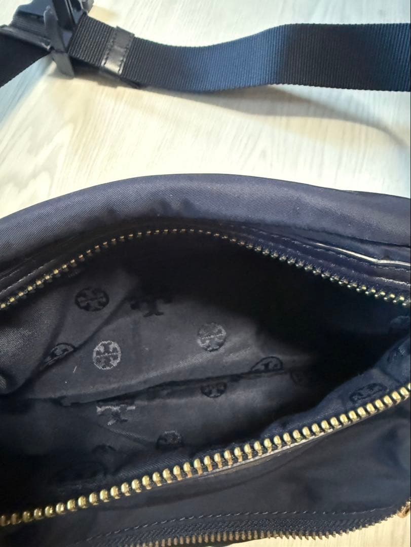 トリバーチ　ウエストポーチ