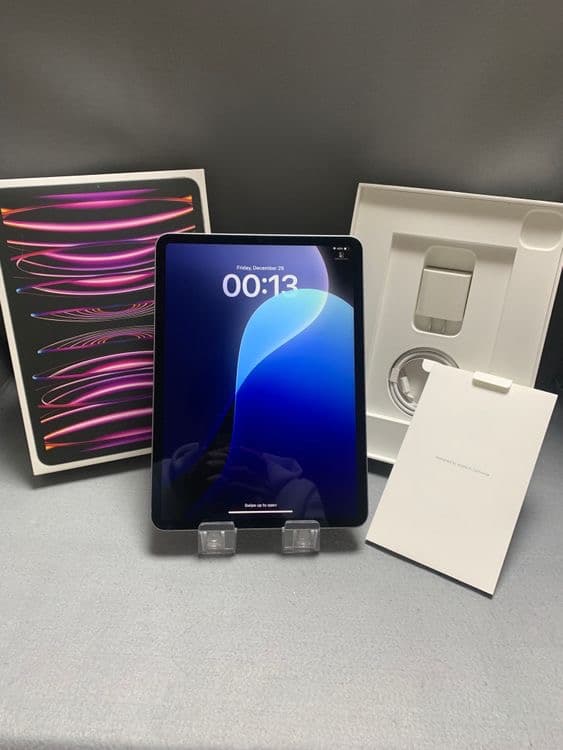中古 WiFi版 iPad Pro 11インチ 第4世代(M2) 128GB