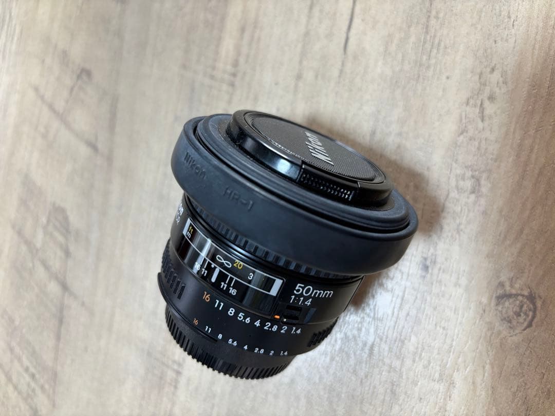 Nikon 50mm f/1.4 レンズキャップ付き