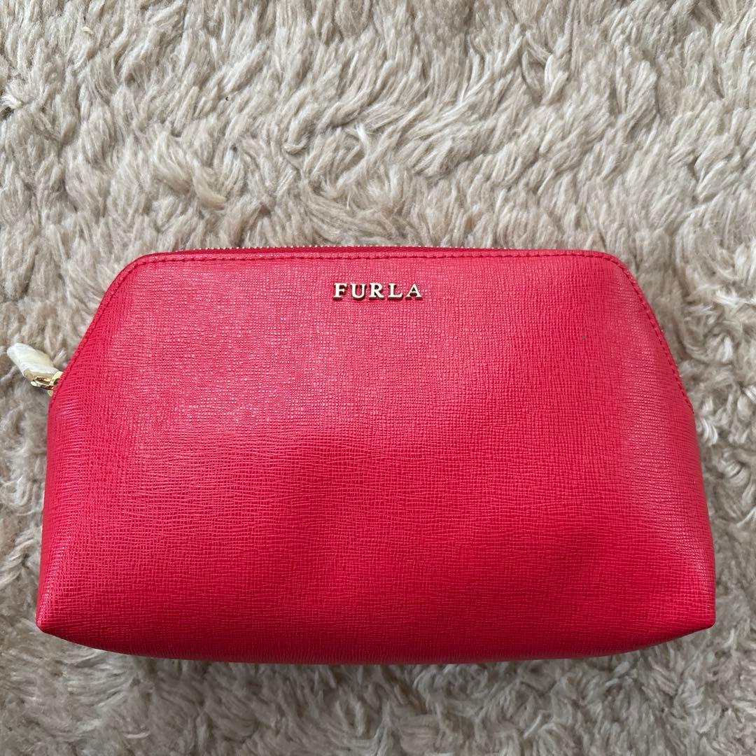 フルラ　トリプルポーチ