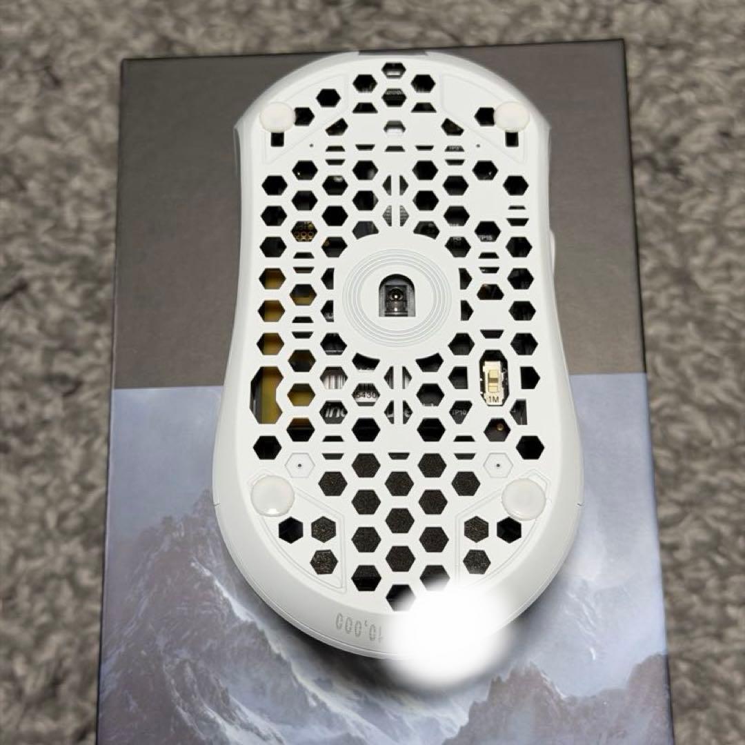 マウス・トラックボール finalmouse ULX Frostlord Medium