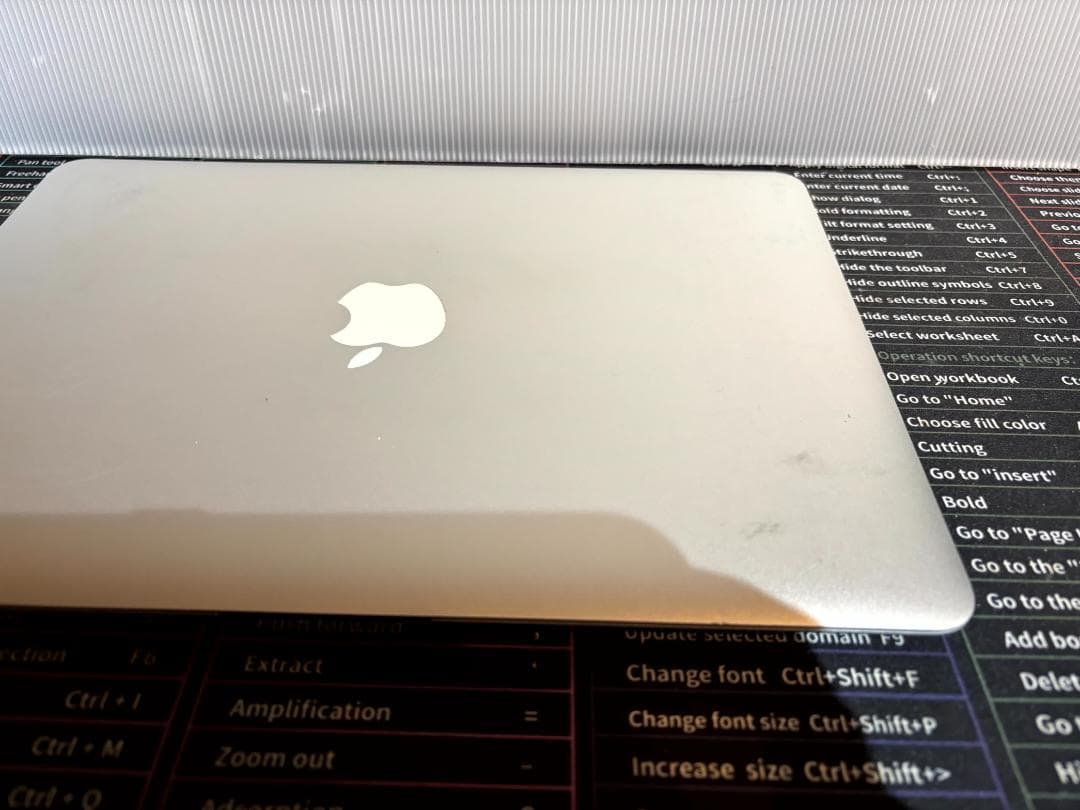 MacBookAir/Corei7/8GB/128GB/A1466/AC付