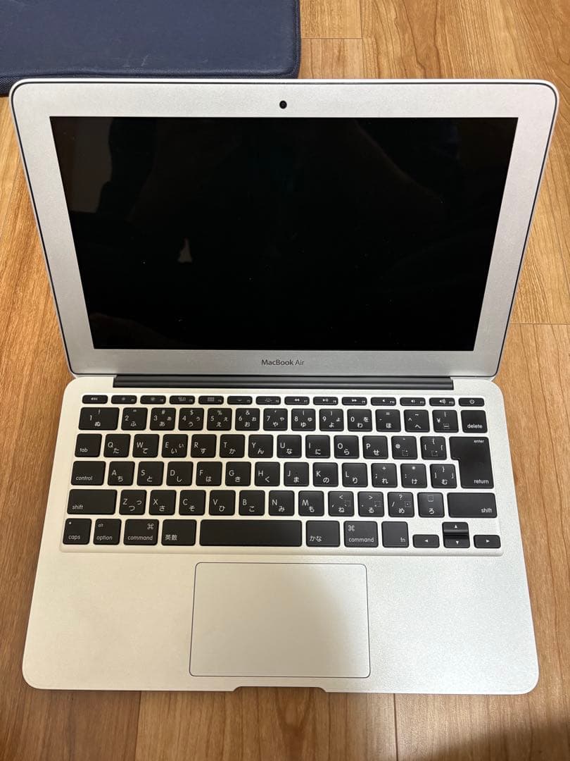 MacBook Air 11.6インチ MD711J/A Mid 2013