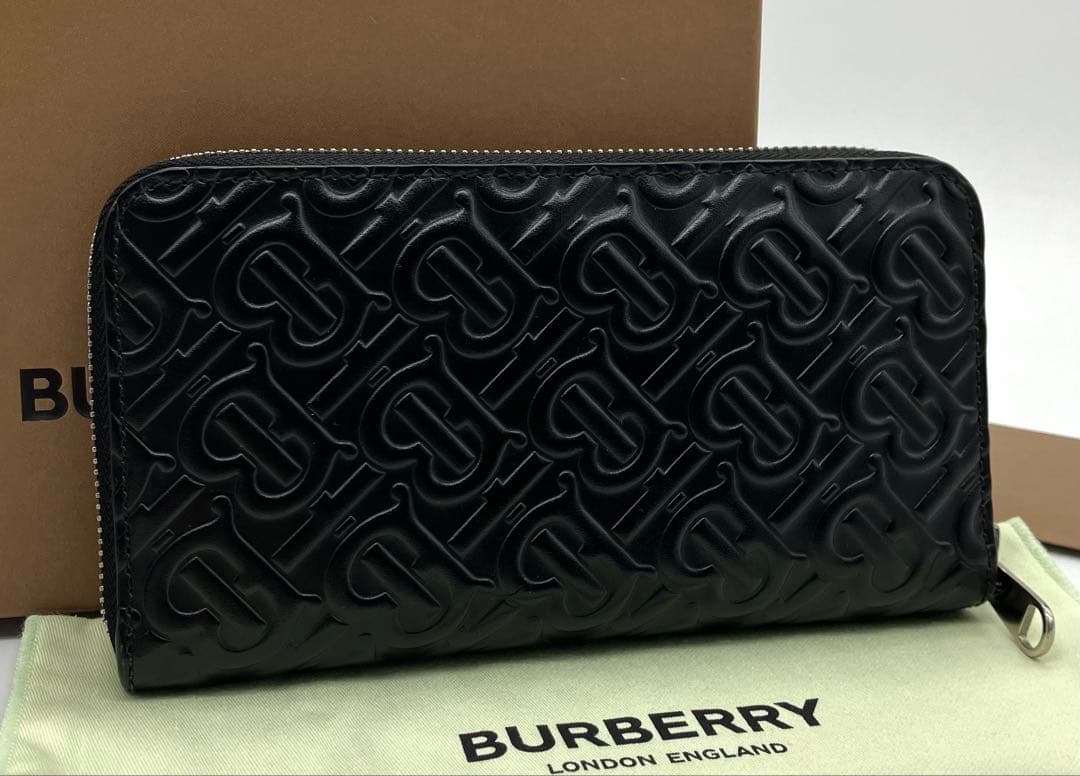 ⭐️ 極美品 バーバリー エンボス ラウンドファスナー 長財布 ブラック 鑑定済