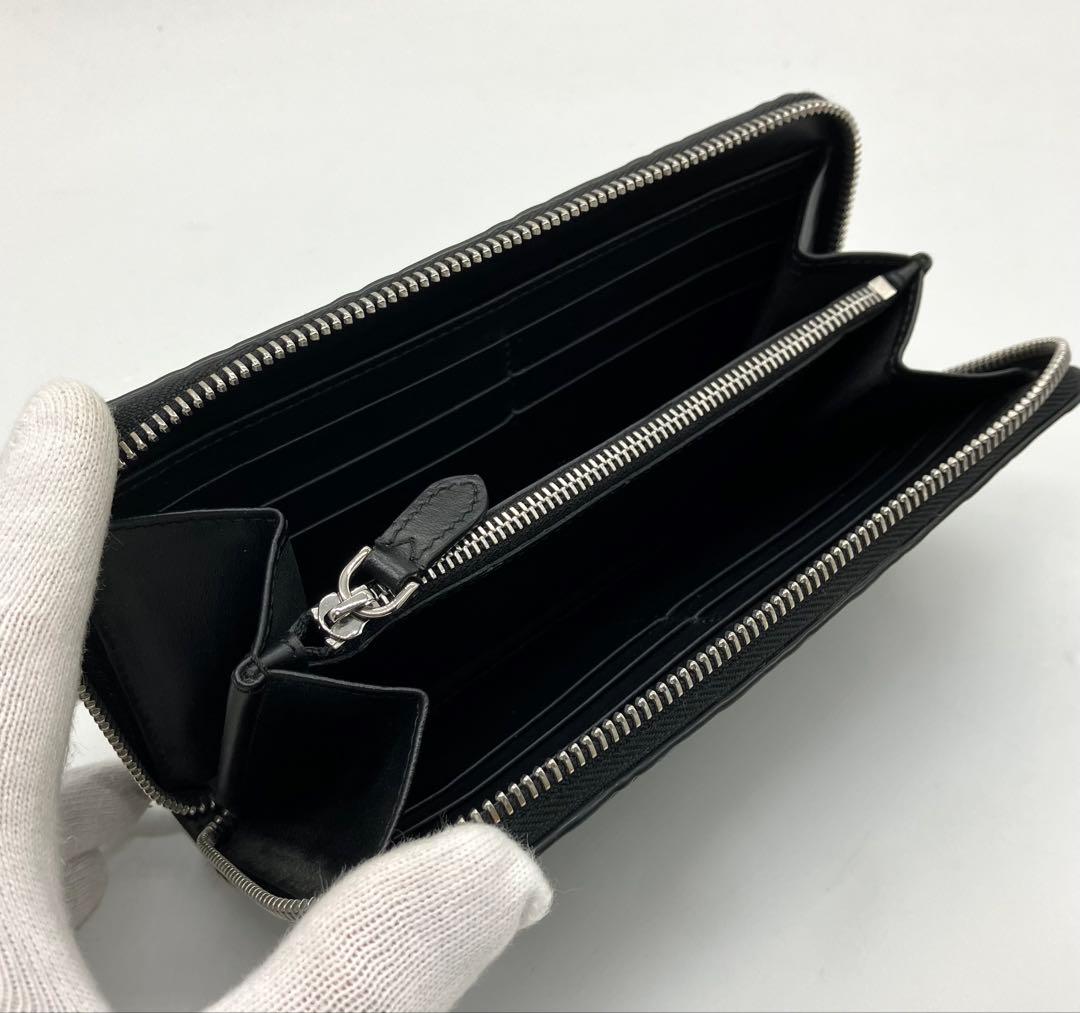 ⭐️ 極美品 バーバリー エンボス ラウンドファスナー 長財布 ブラック 鑑定済