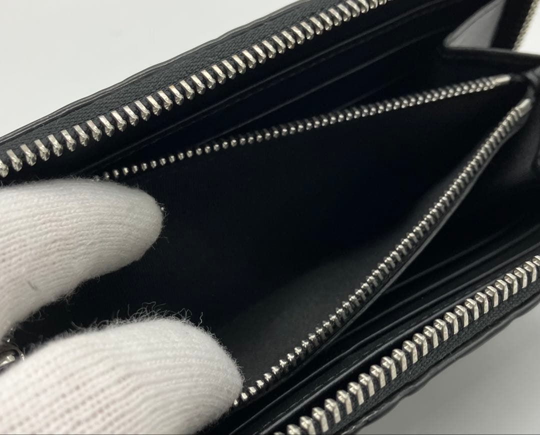 ⭐️ 極美品 バーバリー エンボス ラウンドファスナー 長財布 ブラック 鑑定済