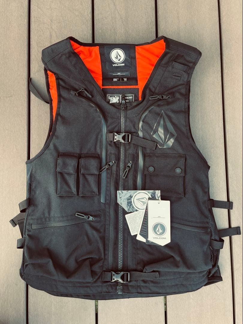 Volcom Iguchi Slack Vest Sサイズ