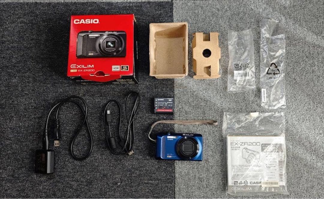 【美品】CASIO EXILIM EX-ZR200 コンパクトデジタルカメラ