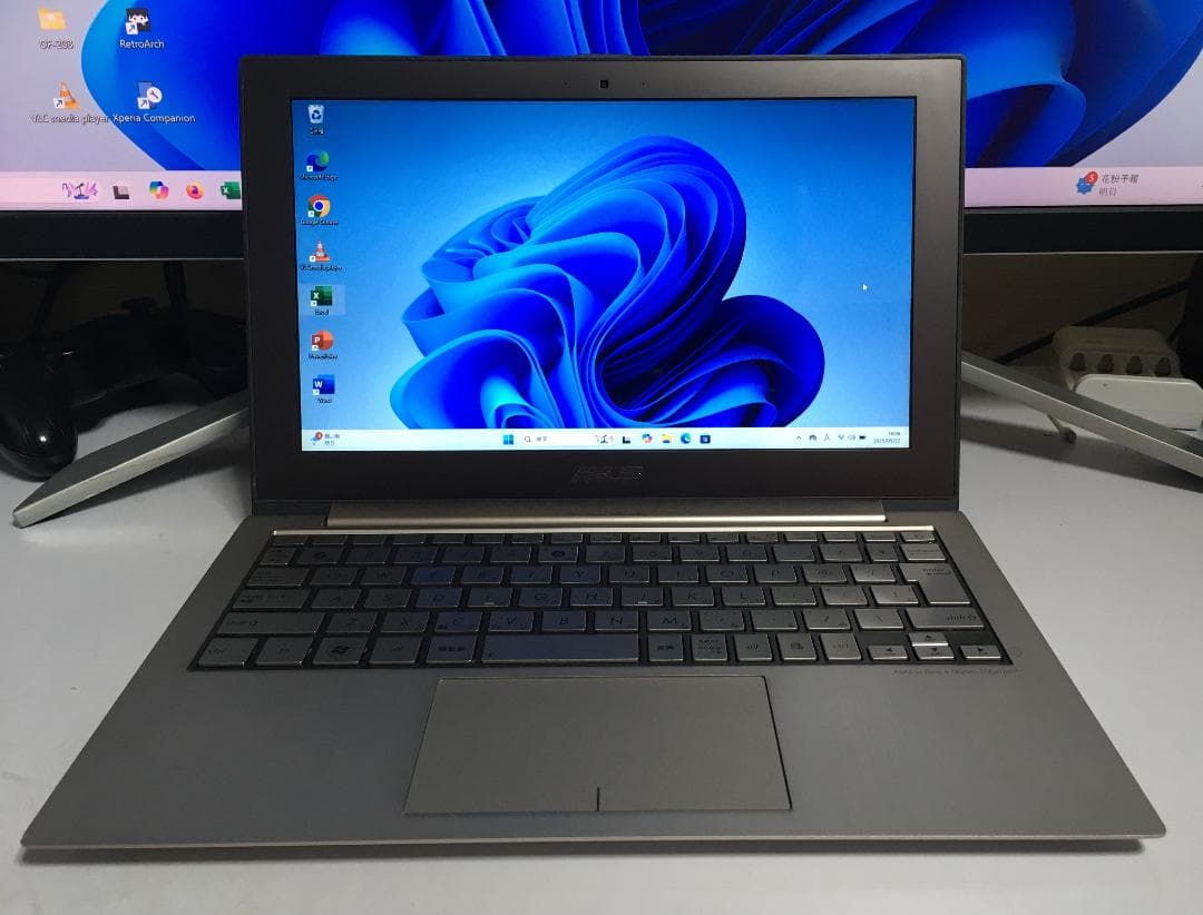 Windowsノート本体 ASUS ZENBOOK UX21E Windows11