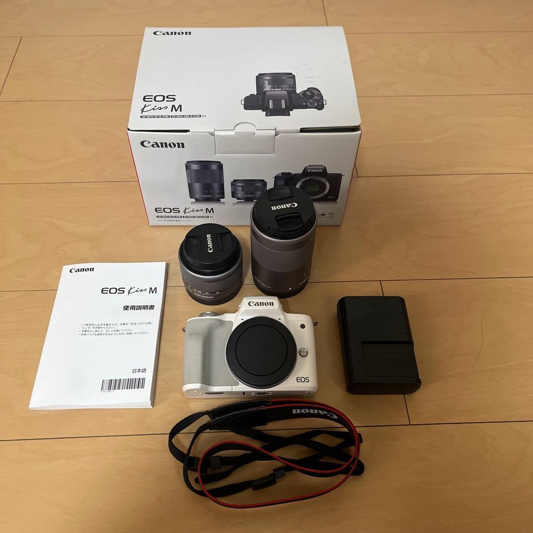 Canon EOS Kiss M ホワイト レンズ2本付き