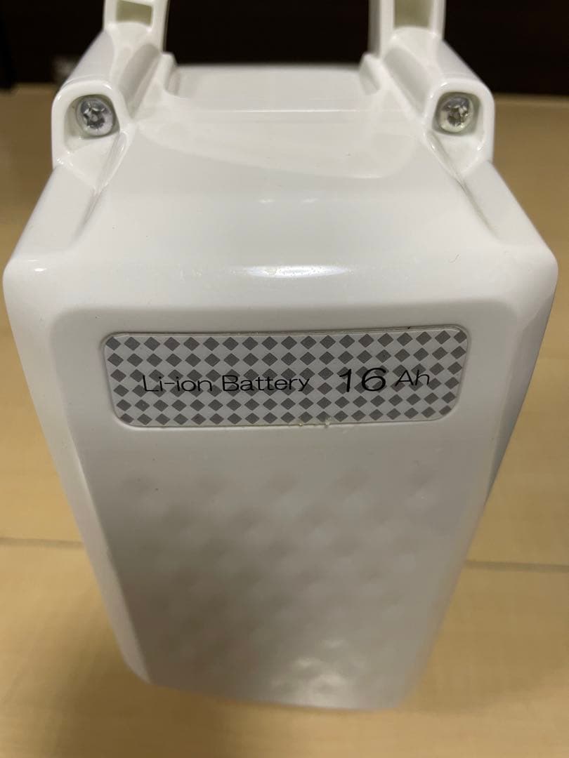 NKY581B02 16Ah 電動自転車用バッテリー　充電器