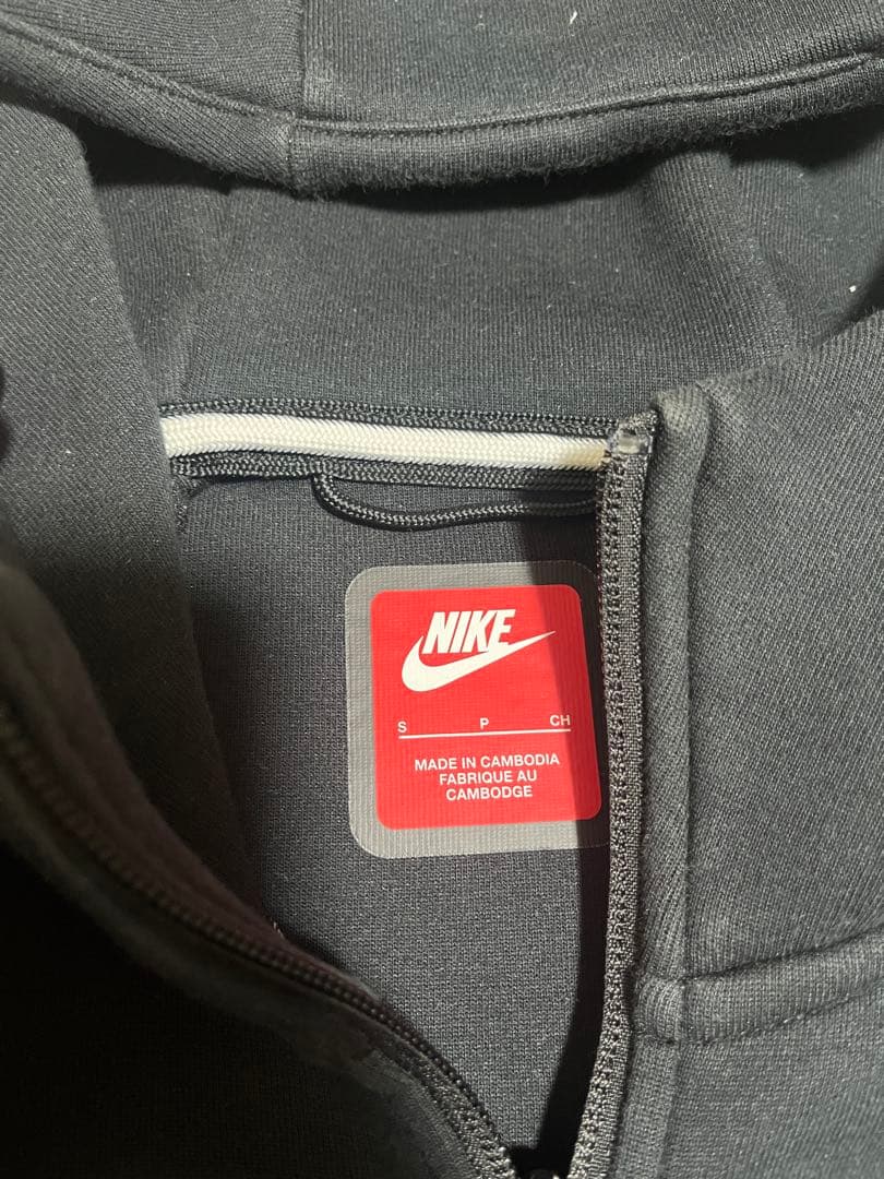NIKEテックフリースセットアップ　s size