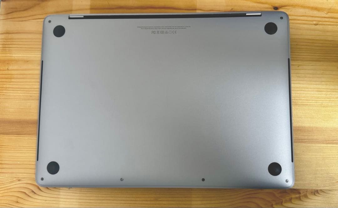 MacBook本体 MacBook Pro 13inch 4 Thunderbolt 3