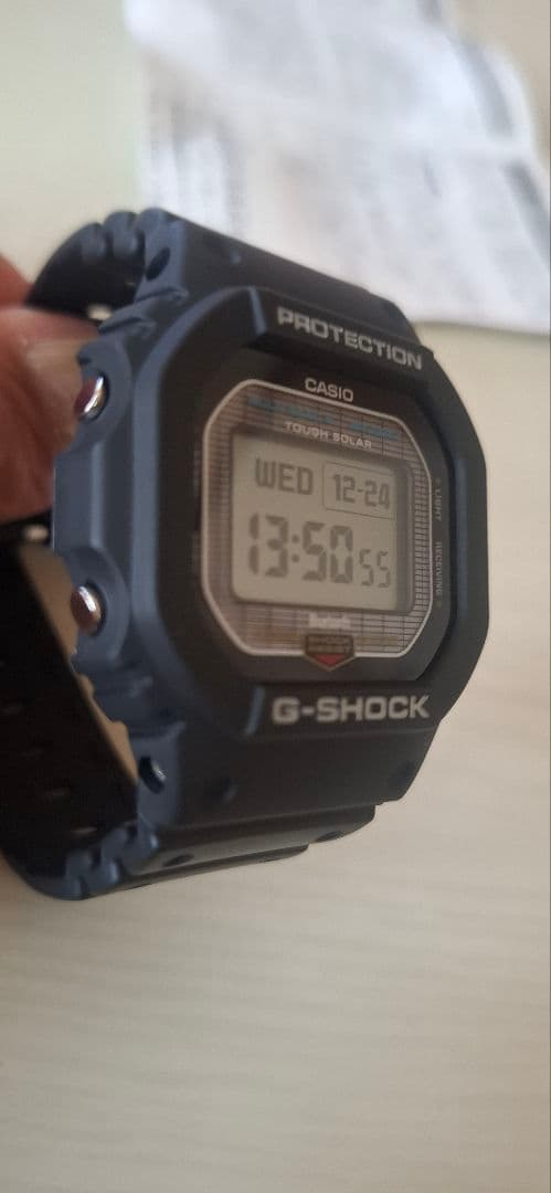 CASIO G-SHOCK GW-BX5600-1JFソーラー電波ほぼ未使用品
