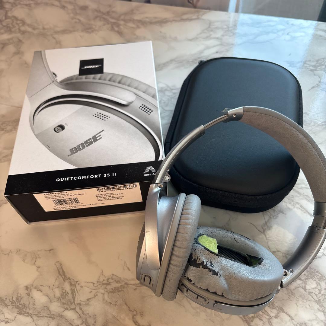 高騰中 Bose QuietComfort 35 II ワイヤレスヘッドセット