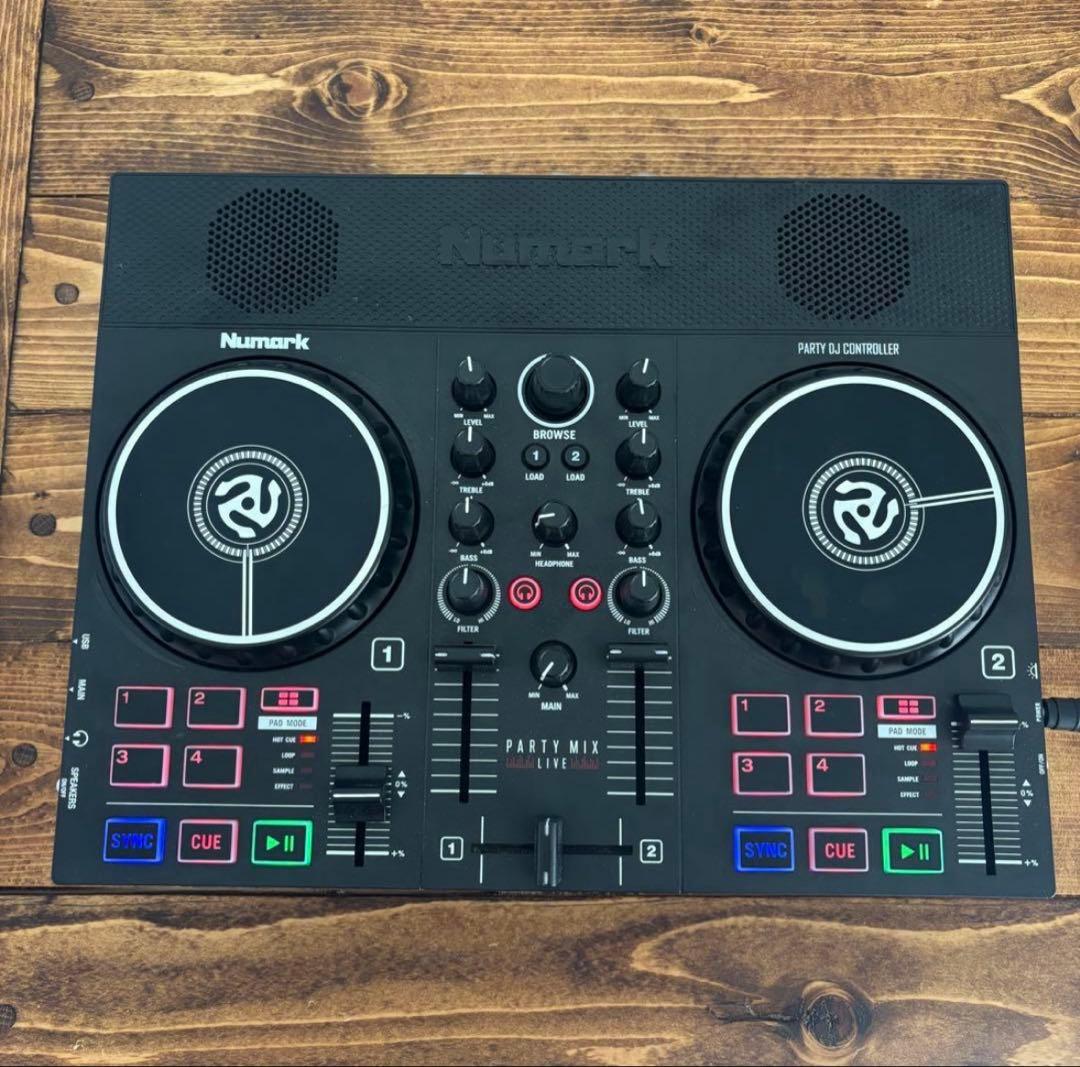 Numark Party Mix Live DJコントローラー内蔵スピーカー付き