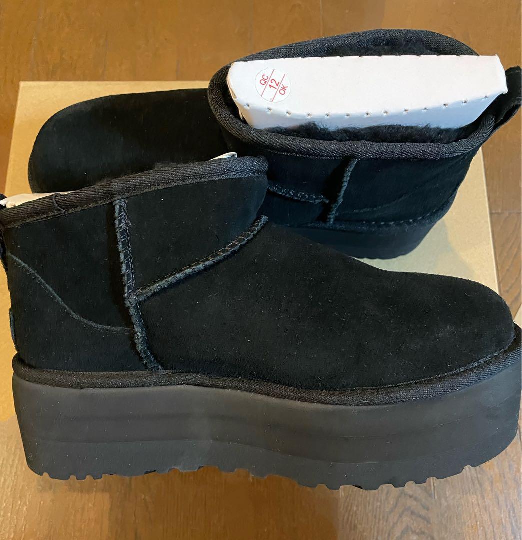 UGG ブラック プラットフォームムートンブーツ