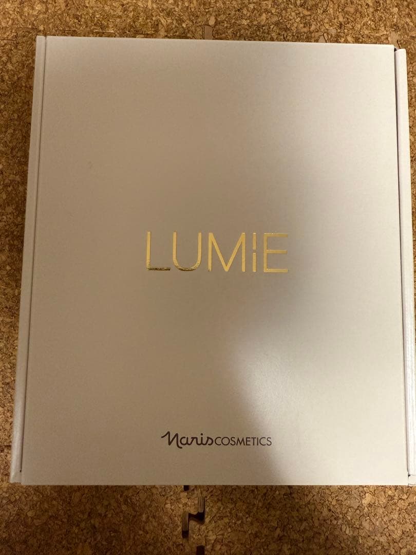 ナリス化粧品　美顔器　ルミエ