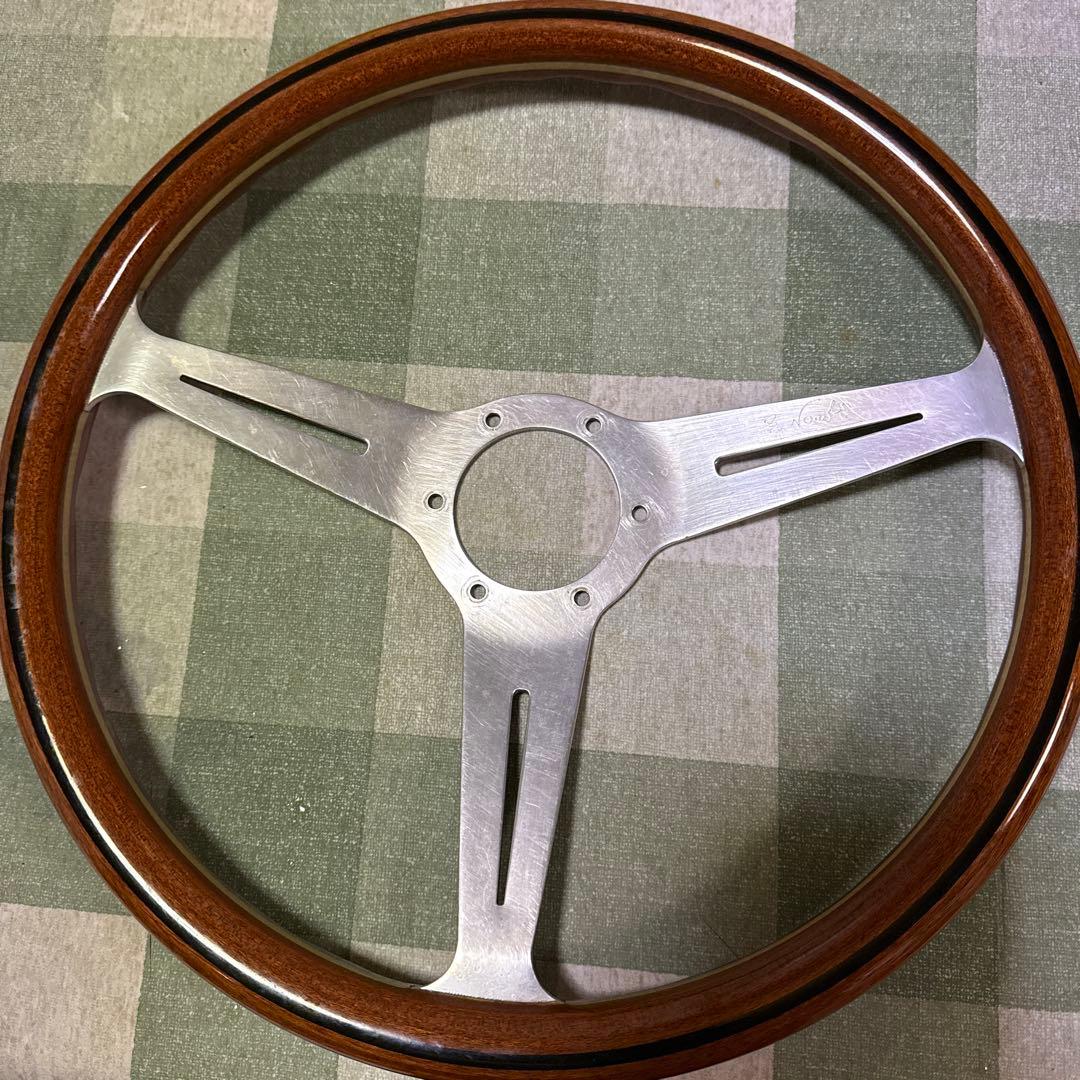 ナルディのステアリング本体