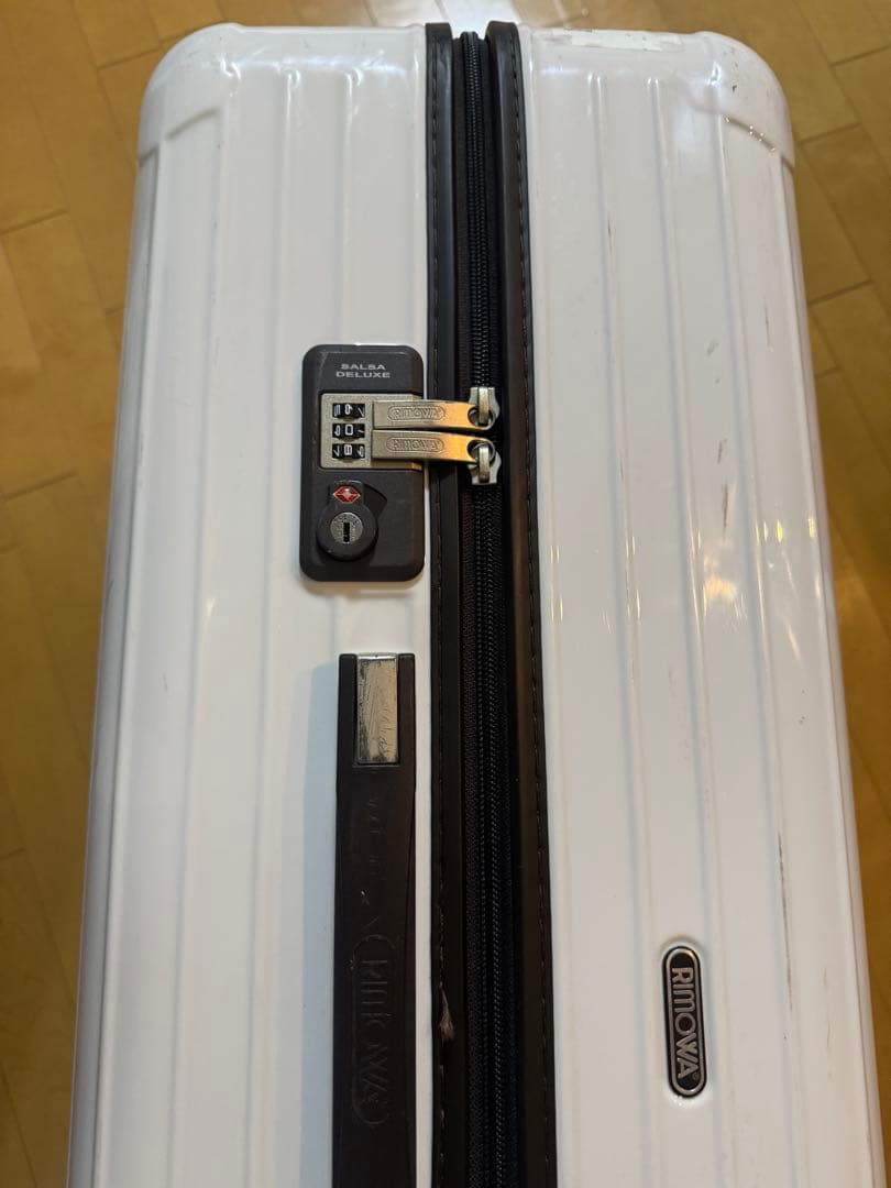 リモワ　スーツケース　サルサデラックス