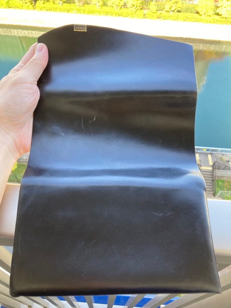 【希少】所作 コードバンの１枚革を折り紙のように折り込んだ長財布　定価10万円