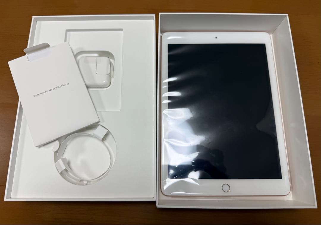 Apple iPad (第6世代) 32GB 箱&iPadケース付き