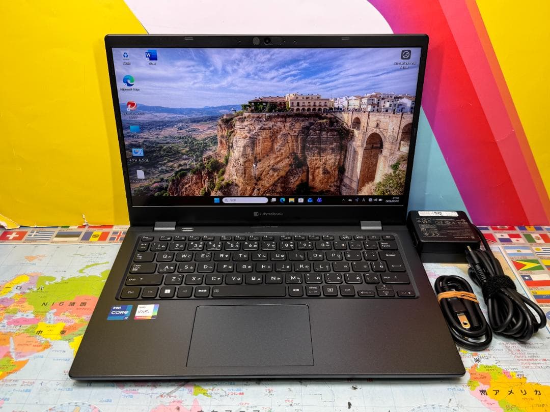 i7・16GB・512GB 東芝 G83/HS 13.3型 ノートPC 美品