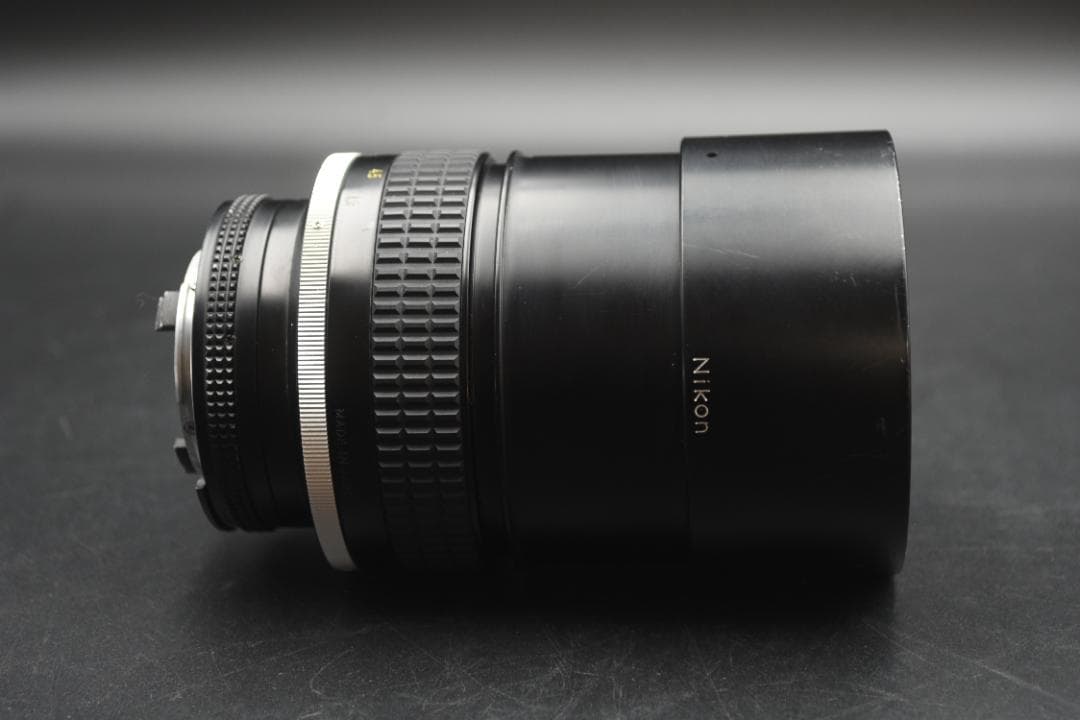 Nikon ニコン Nikkor Ai-s 135mm f2