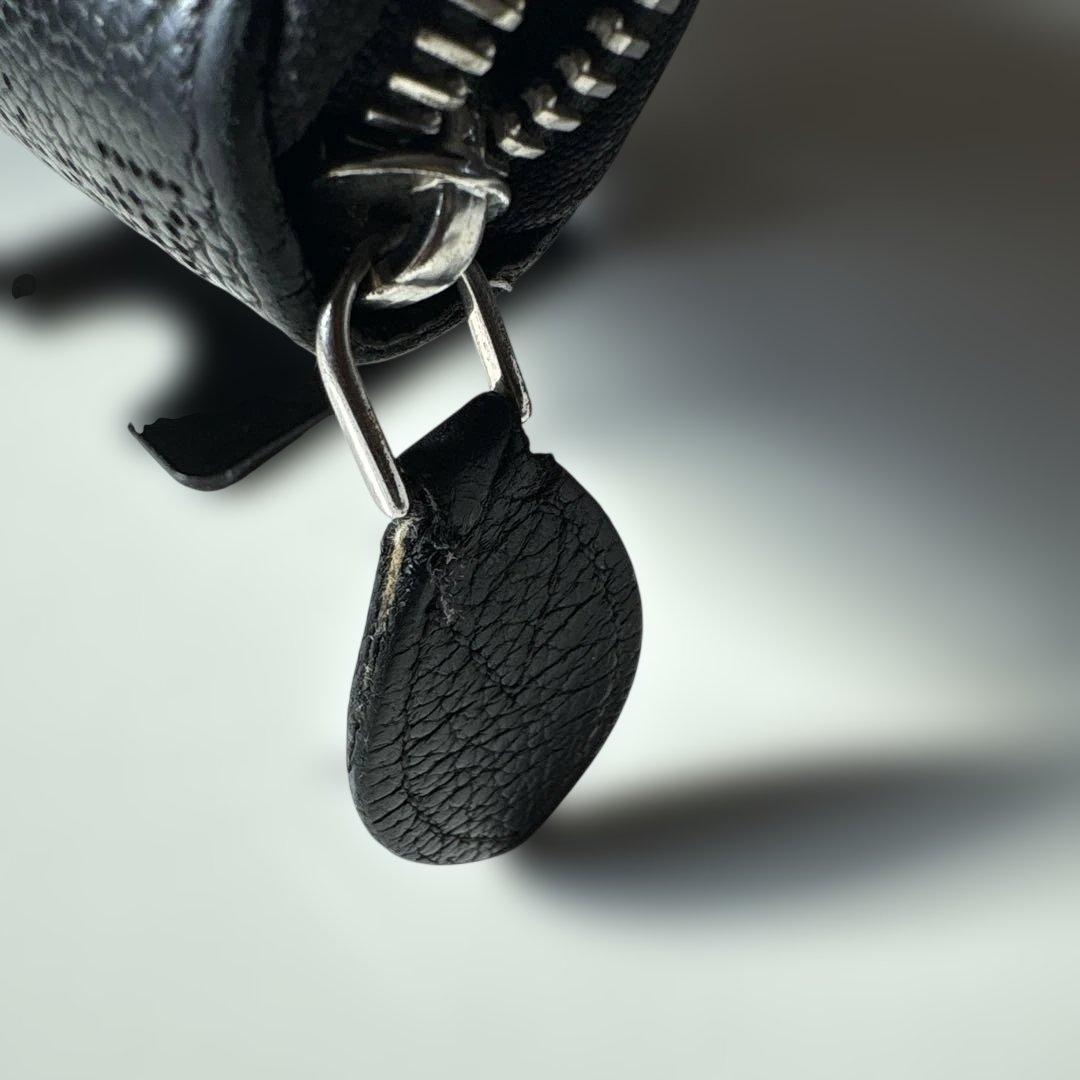 ルイヴィトン　長財布　マヒナ　ブラック