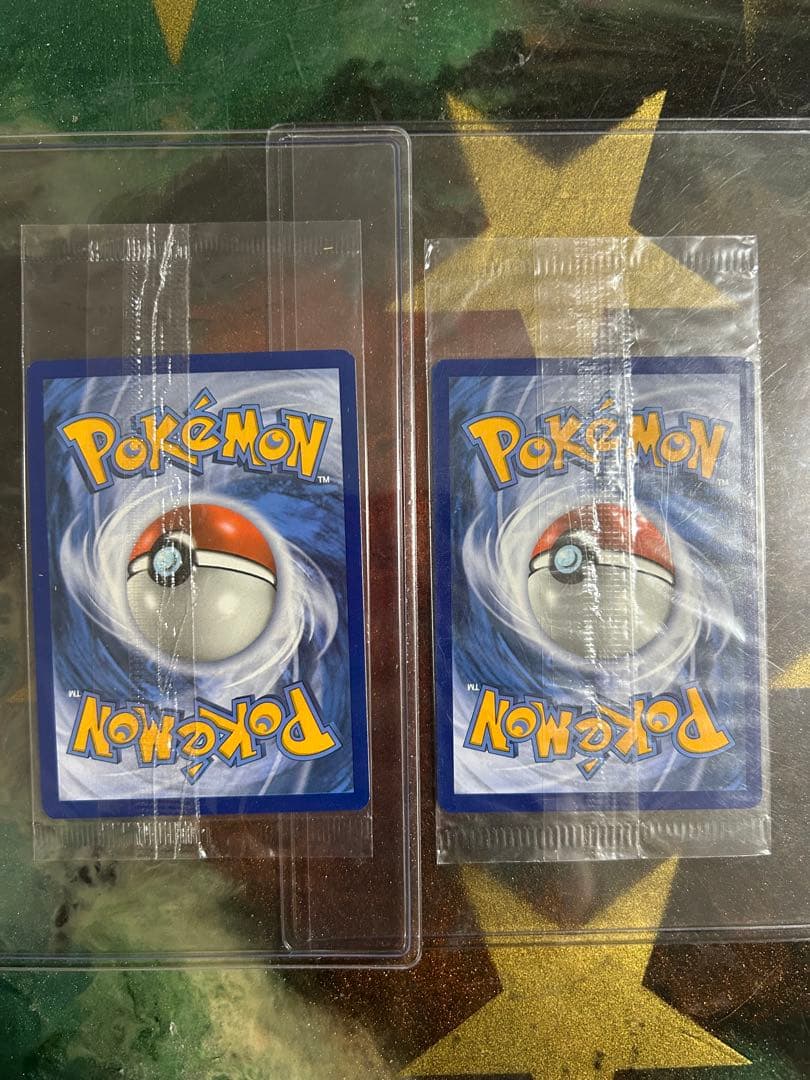 Pikachu V & Poké Ball ホロカードセット　25th未開封