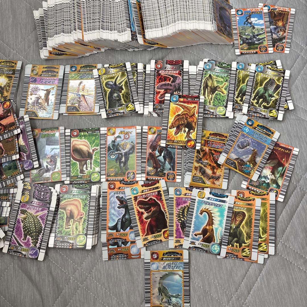 恐竜キング カード まとめ売り 約400枚以上
