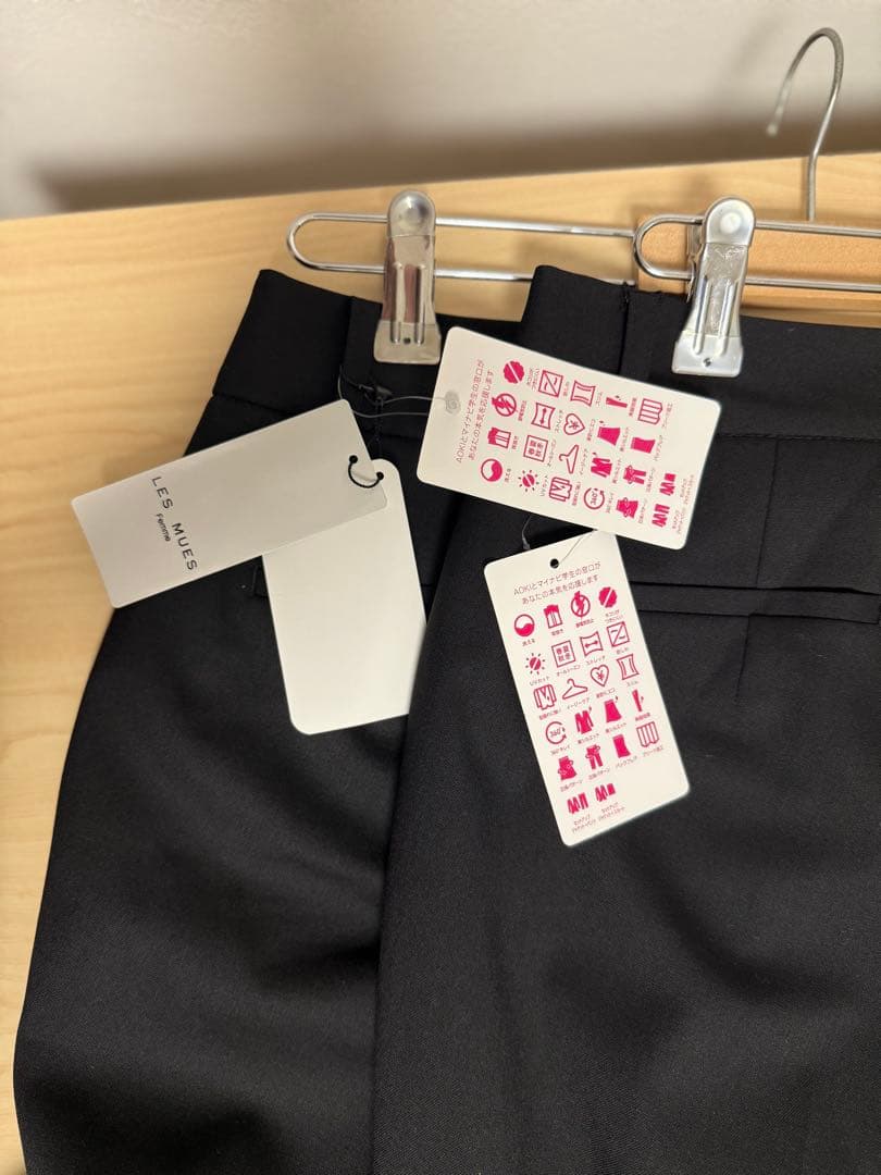 未使用品　タグ付き　アオキ　パンツスーツセットアップ　ブラック　11 M 高機能