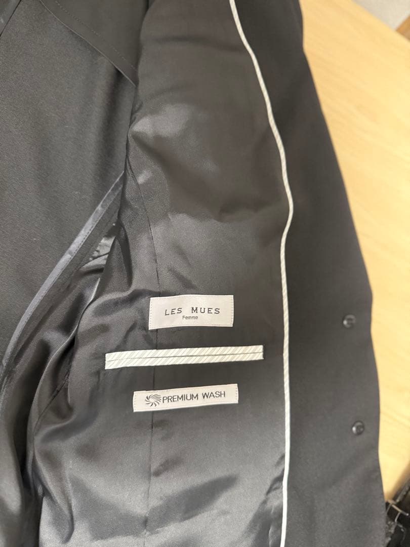 未使用品　タグ付き　アオキ　パンツスーツセットアップ　ブラック　11 M 高機能