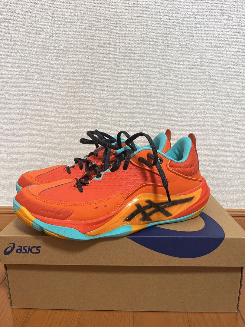 asics アンプレアルス　ロー3